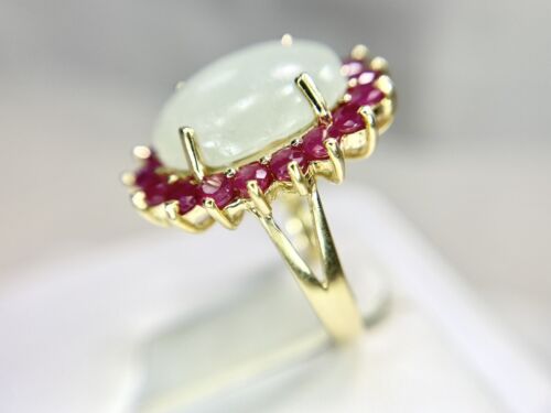 Vintage 14k Yellow Gold Natural Oval Shape Green Jade Round Ruby Cocktail Ring