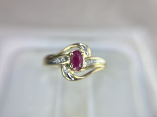 Vintage 10k Yellow Gold Natural Oval Shape Ruby Round Diamond Cocktail Ring