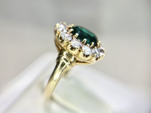 Vintage 10k Yellow Gold Oval Green Emerald Cubic Zirconia Cocktail Ring