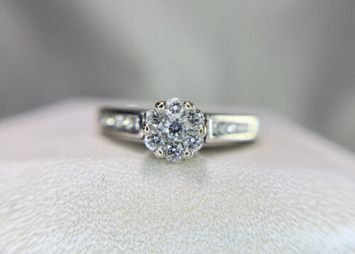 10k White Gold Natural Round Brilliant Diamond Cluster Engagement Ring 1/2 ct