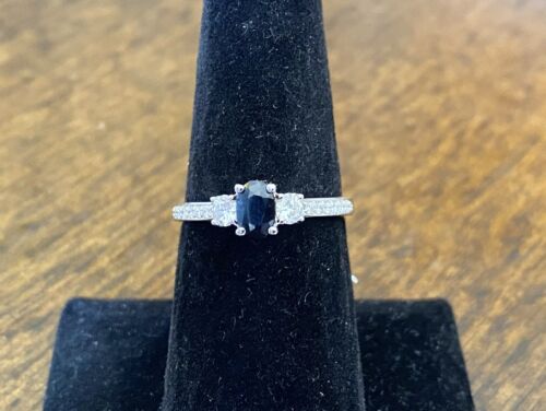 14k White Gold Natural Oval Shape Blue Sapphire Round Diamond Ring