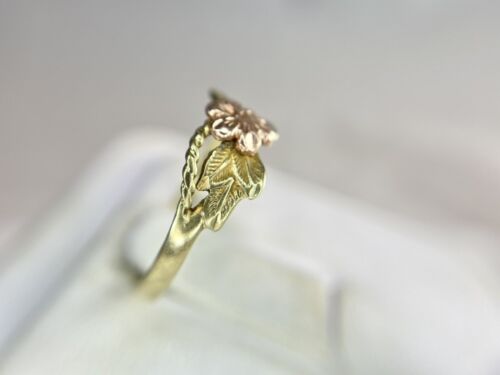 Vintage 10k Yellow Rose Gold Hand Crafted Small Flower Ring