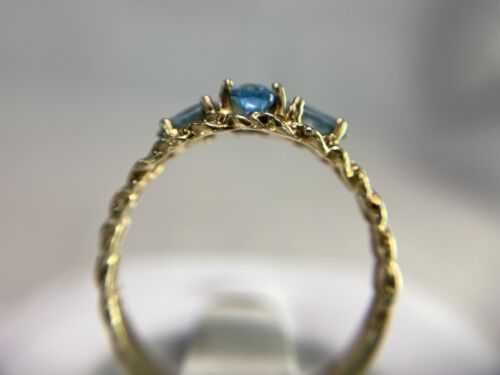 Vintage 14k Yellow Gold Oval Pear Shape Sky Blue Natural Topaz Three Stone Ring