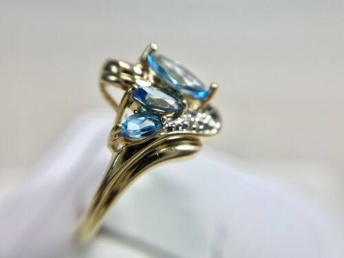 Vintage 10k Yellow Gold Marquise Cut Blue Topaz Round Diamond Cocktail Ring