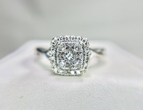 10k White Gold Natural Princess Cut Round Diamond Halo Cluster Engagement Ring