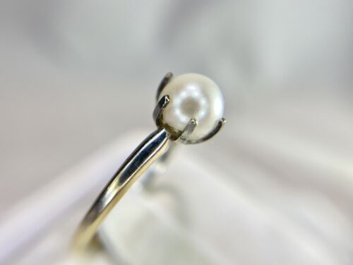 Vintage Retro 14k White Gold Round White Cultured Pearl Classic Solitaire Ring