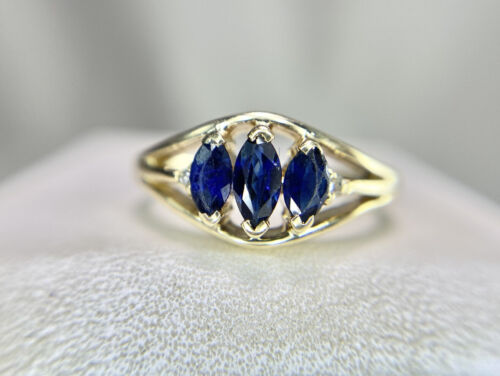 Vintage 14k Yellow Gold Marquise Blue Sapphire Round Diamond Cocktail Ring