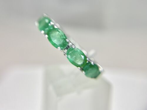 Vintage 14k White Gold Natural Oval Shape Green Emerald Eternity Band Ring