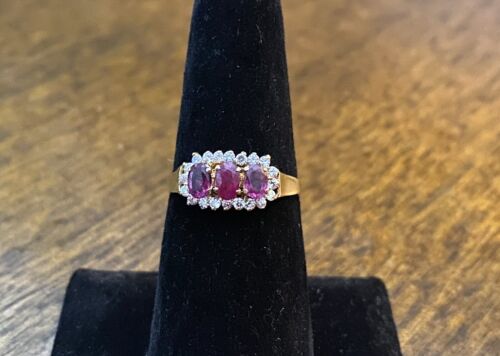 Vintage 14k Yellow Gold Natural Oval Shape Red Ruby Round Diamond Cocktail Ring