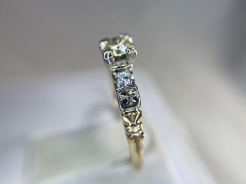 Vintage 14k Yellow Gold Round Natural Diamond Small Classic Engagement Ring