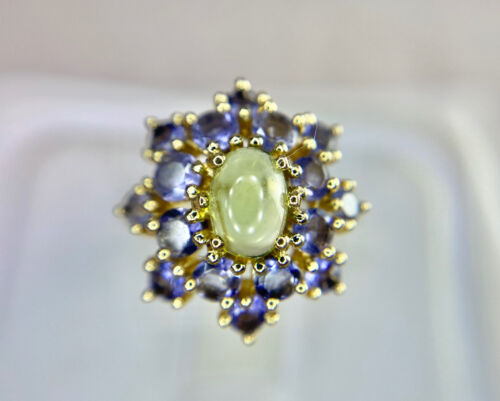 Vintage 14k Yellow Gold Oval Green Cabochon Peridot Tanzanite Cocktail Ring