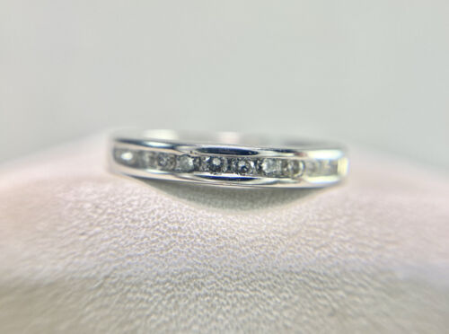 14k White Gold Round Brilliant Diamond Channel Set Wedding Band Ring 1/5 ct