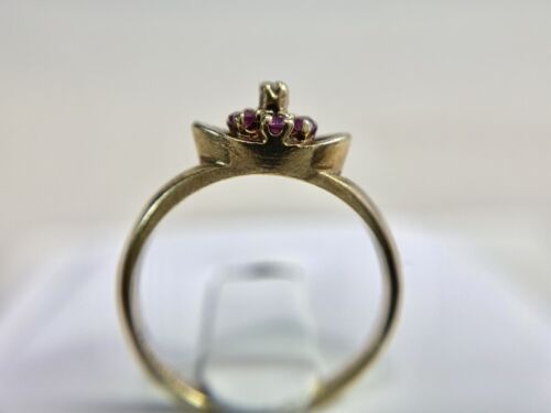 Vintage Art Deco Designer 10k Yellow Gold round Red Ruby Flower Diamond Ring