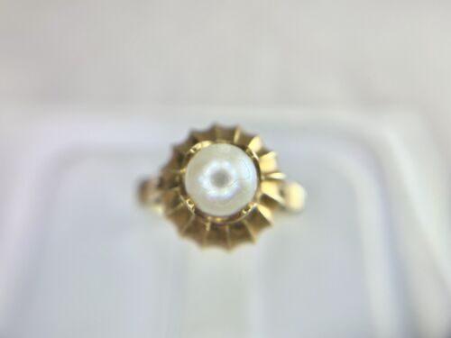 Vintage Art Deco 14k Yellow Gold Round White Cultured Pearl Solitaire Ring