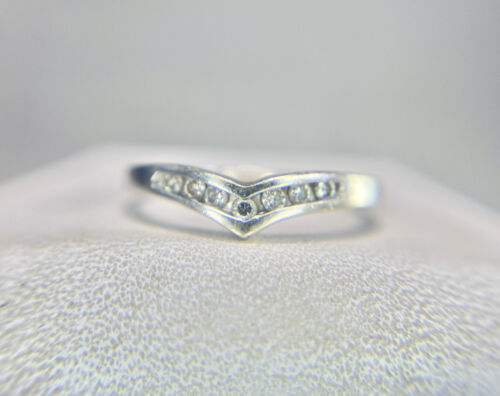 Vintage Estate 14k White Gold Round Brilliant Diamond Curved Wedding Band Ring