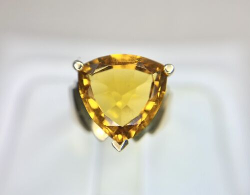 Vintage 10k Yellow Gold Trillion Shape Orange Citrine Solitaire Cocktail Ring