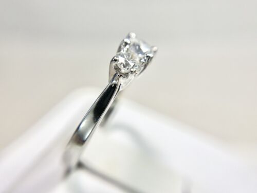 14k White Gold Round Brilliant Diamond Three Stone Engagement Ring 1.00 ct