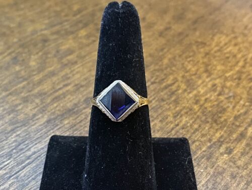 Art Deco 10k Yellow Gold Signed Square Blue Sapphire Filigree Solitaire Ring