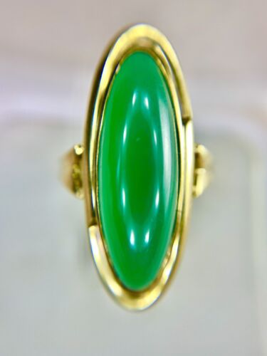 Vintage 10k Yellow Gold Natural Green Chalcedony Marquise Shape Cocktail Ring