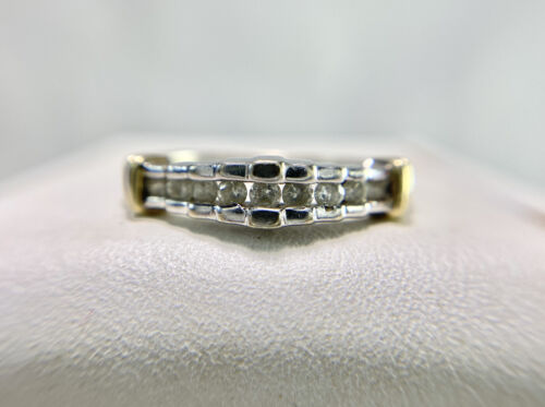 Vintage 10k White Gold Natural Round Brilliant Diamond Pyramid Wedding Band Ring