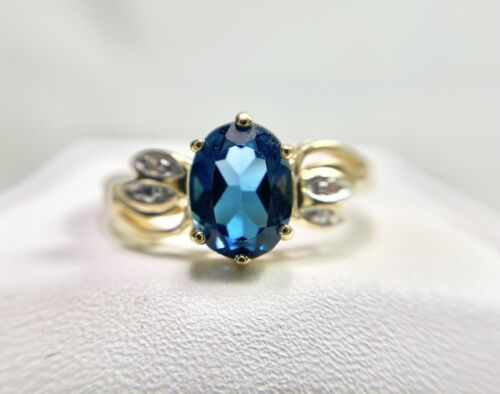 Vintage 10k Yellow Gold Signed Oval Blue Topaz Round Single Cut Diamond Ring