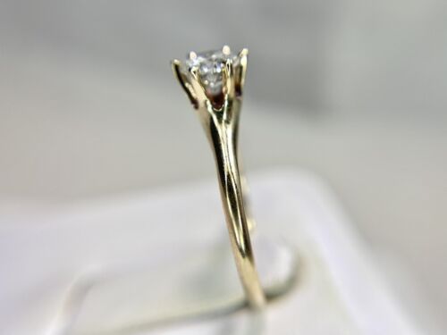 Vintage 10k Yellow Gold Natural Round Diamond Solitaire Engagement Ring