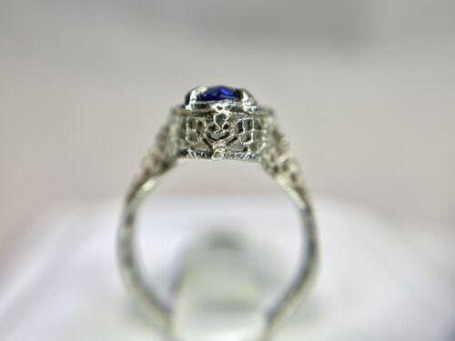 Vintage Art Deco 14k White Gold Shield Cut Blue Sapphire Filigree Cocktail Ring