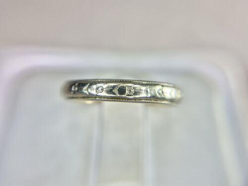 Vintage Art Deco 14k White Gold Hand Engraved Wedding Band Ring