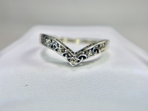 Vintage 10k White Gold Designer Signed Filigree Curved Wedding Band Stack Ring