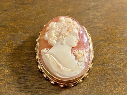 Vintage Art Deco 14k Yellow Gold Oval Shape Pink Lady Cameo Big Pin Pendant