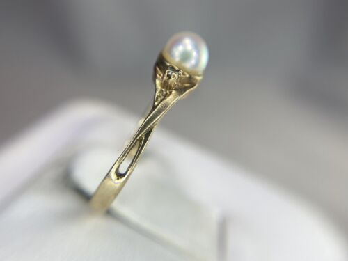 Vintage Style 10k Yellow Gold White Cultured Pearl Small Diamond Ring