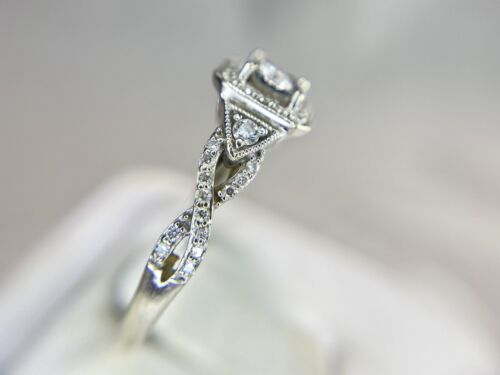 10k White Gold Designer Natural Round Brilliant Diamond Halo Engagement Ring 