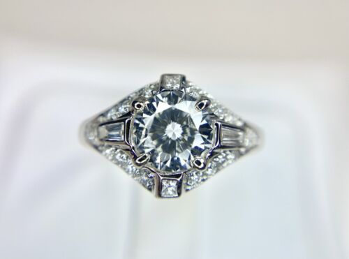 Vintage 18k White Gold Natural Baguette Cut Round Diamond Engagement Ring