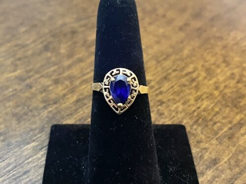 Vintage 10k Yellow Gold Pear Shape Blue Sapphire Solitaire Filigree Ring