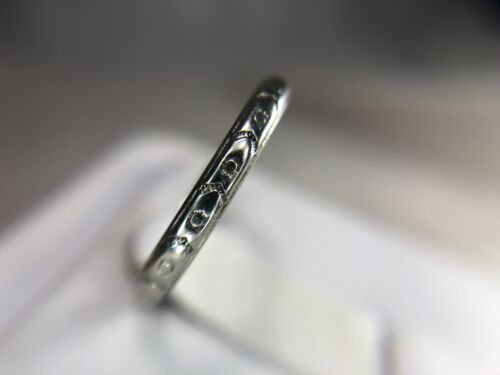 Vintage Art Deco 18k White Gold Hand Engraved Wedding Band Ring