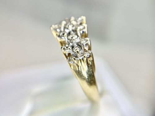 Vintage 10k Yellow Gold Signed Natural Round Brilliant Diamond Cluster Ring