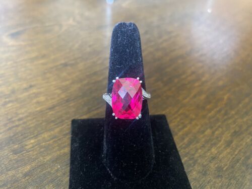 Vintage 10k White Gold Checkerboard Cut Big Pink Gemstone Round Diamond Ring