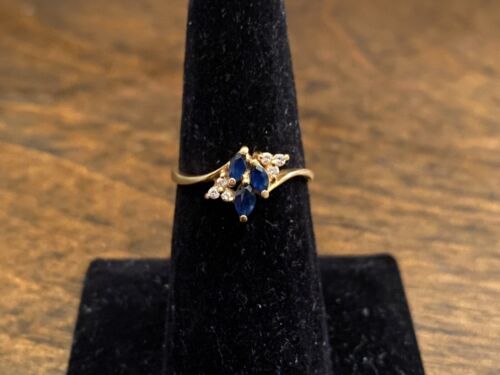 Vintage 14k Yellow Gold Marquise Blue Sapphire Round Diamond Small Cocktail Ring