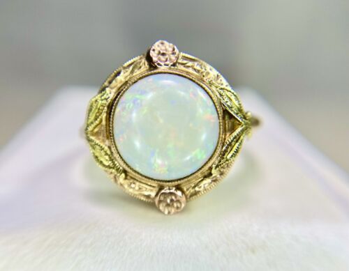 Vintage 10k Yellow Gold Natural Round White Opal Bezel Set Flower Cocktail Ring