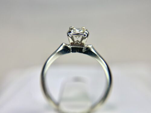 Vintage 14k White Gold Natural Round Diamond Solitaire Classic Engagement Ring