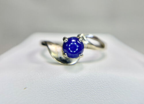 Vintage 10k White Gold Round Blue Star Sapphire Small Bypass Solitaire Ring