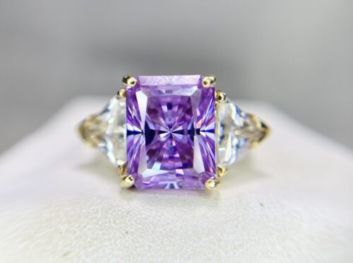 14k Yellow Gold Radiant Cut Trillion Fancy Vivid Pink Purple CZ Cocktail Ring