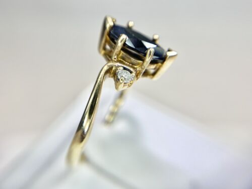 Vintage 10k Yellow Gold Natural Dark Blue Marquise Sapphire Round Diamond Ring