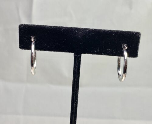 14k White Gold Designer Lite Weight Hoop Earrings