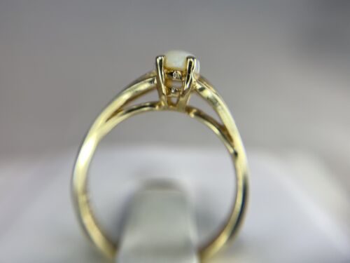 Vintage Estate 14k Yellow Gold Natural Marquise Shape White Opal Solitaire Ring