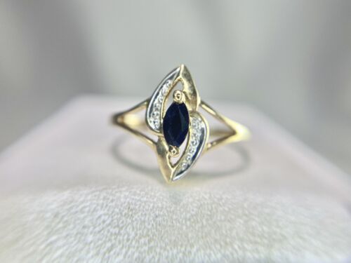 Vintage 10k Yellow Gold Marquise Shape Blue Sapphire Small Solitaire Ring