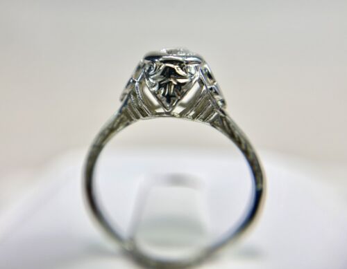 Vintage Art Deco 18k White Gold Natural Round Diamond Filigree Engagement Ring