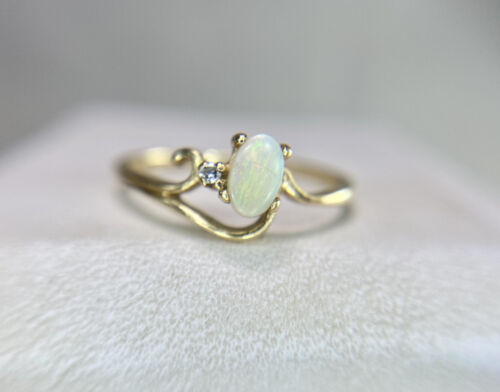 Vintage 10k Yellow Gold Oval Shape White Opal Round Diamond Small By-Pass Ring