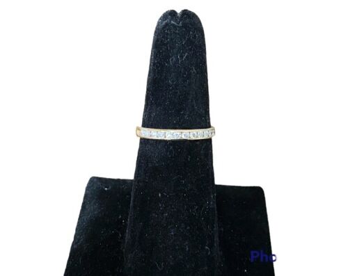 10k Yellow Gold Natural Round Brilliant Diamond Channel Set Wedding Band Ring