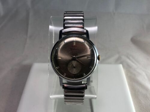 Vintage Waltham Stainless Steel Manual Wind Wrist Watch 34 mm